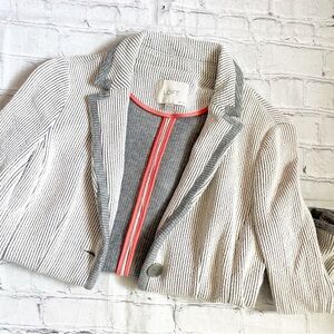 🦃Ann Taylor Loft White & Grey Striped Ribbed 3/4 Sleeve Cropped Blazer